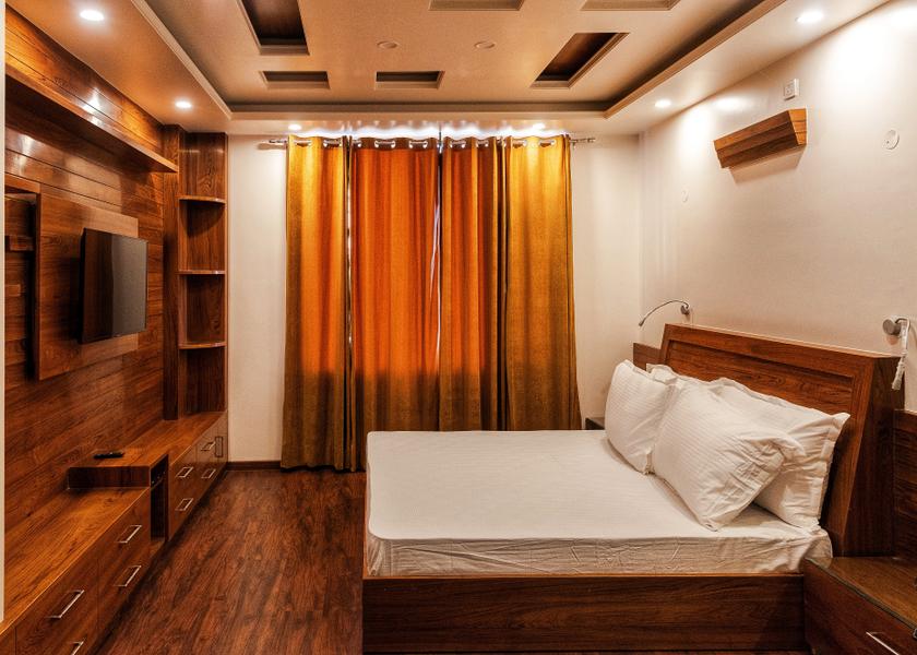 Himachal Pradesh Shimla Superior Room