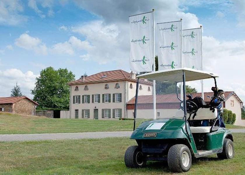 Nouvelle-Aquitaine Saint-Junien Golf cart