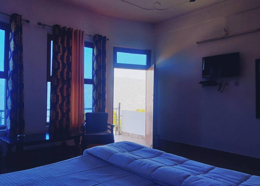Uttarakhand Bhimtal Living Area