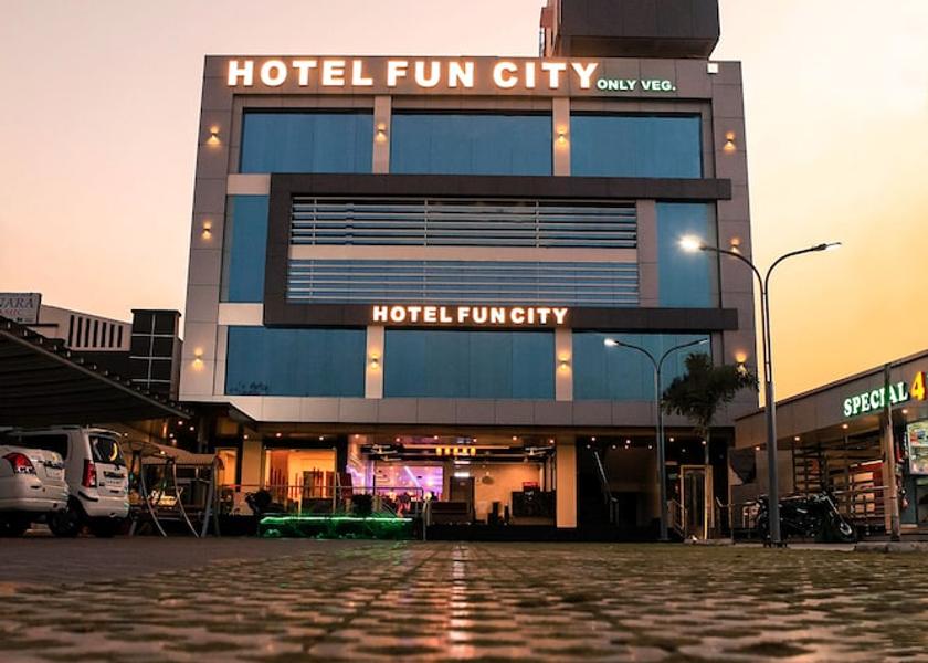Gujarat Navsari Exterior Detail