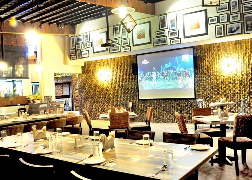 Madhya Pradesh Ratlam Food & Dining
