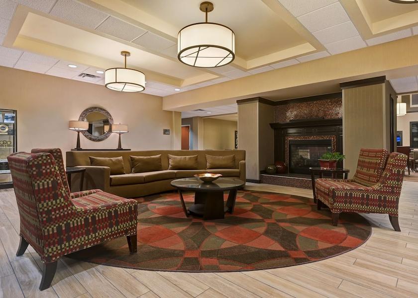 Colorado Englewood Lobby