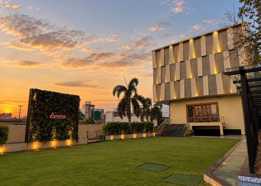 Chhattisgarh Raj Nandgaon Hotel Exterior