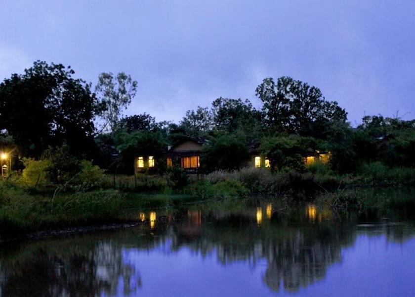 Madhya Pradesh Pataur Exterior Detail