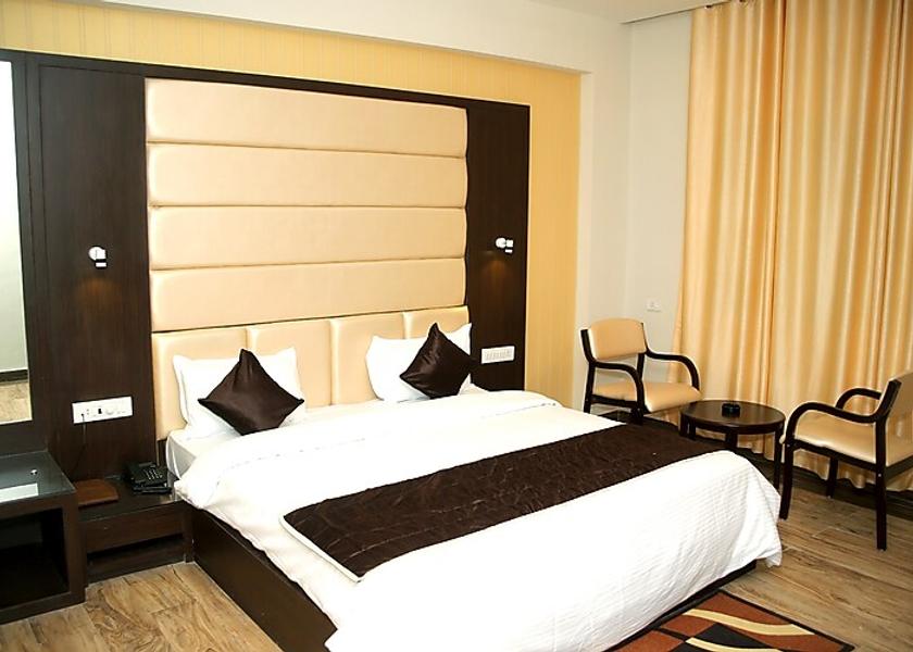 Madhya Pradesh Ratlam Standard AC Room