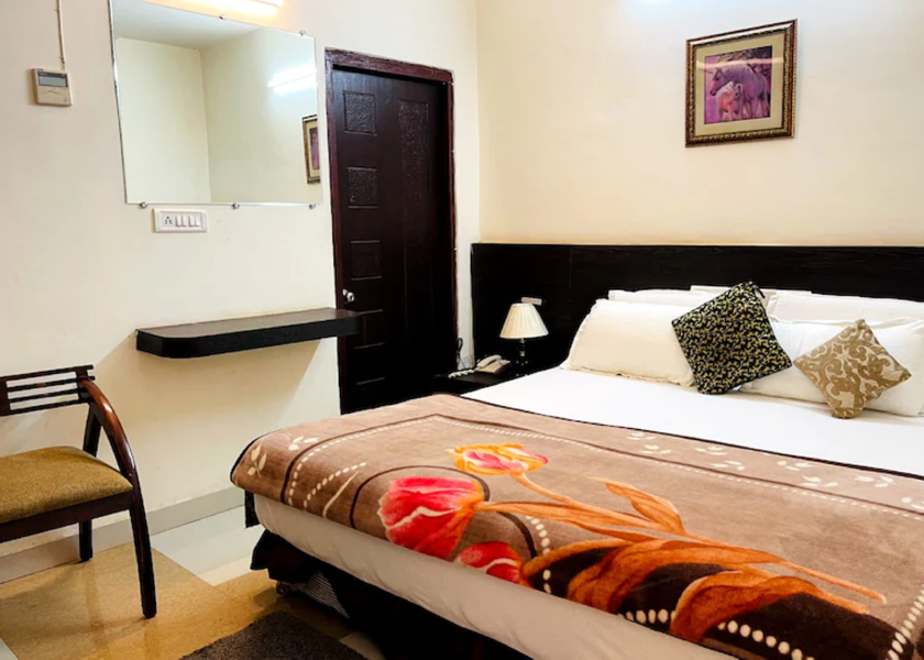 Madhya Pradesh Amarkantak Super Deluxe Room