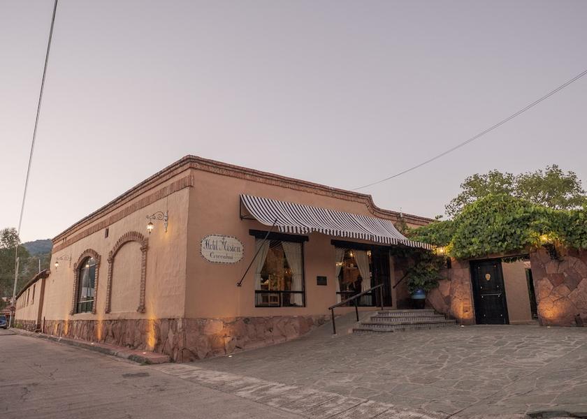 Chihuahua Urique Front of property