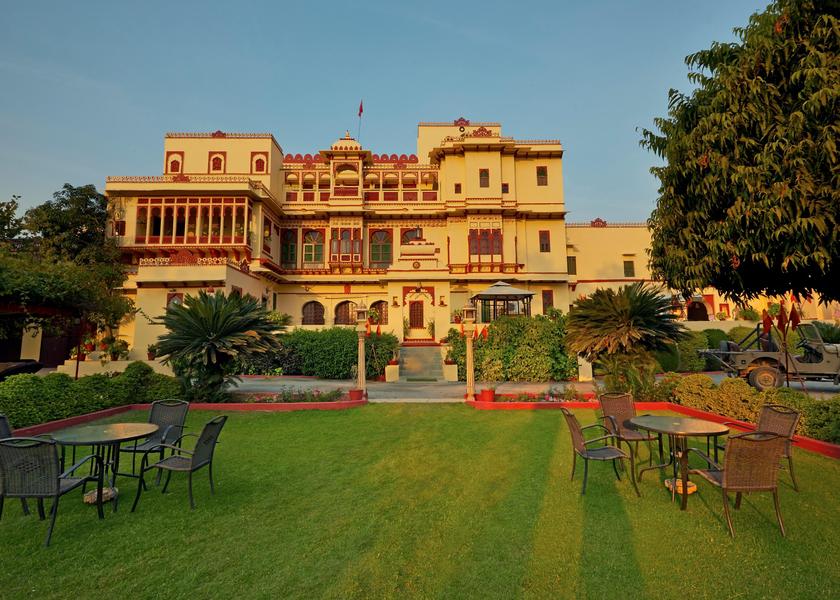 Rajasthan Dhariawad Hotel Exterior