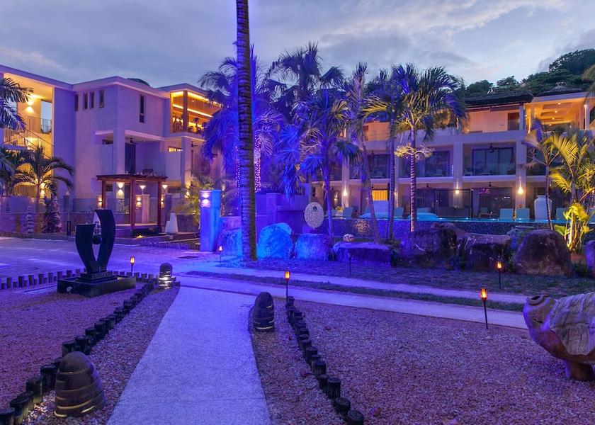 Front of property - evening/night