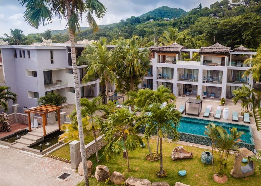  Praslin Island Exterior