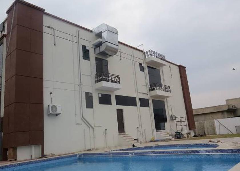 Rajasthan Pilani pool view