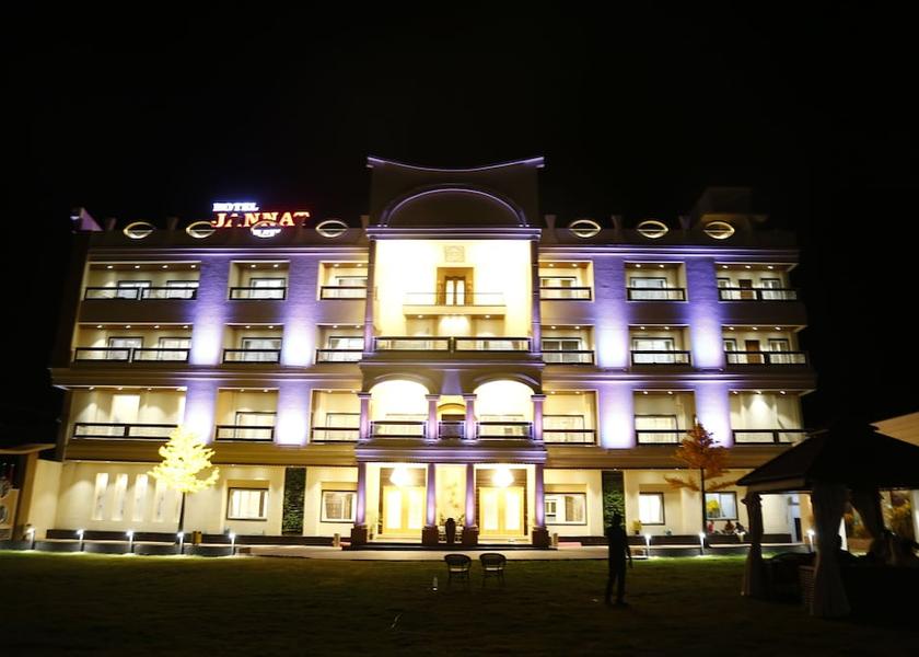 Maharashtra Wani Facade