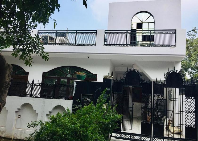 Uttar Pradesh Noida Facade