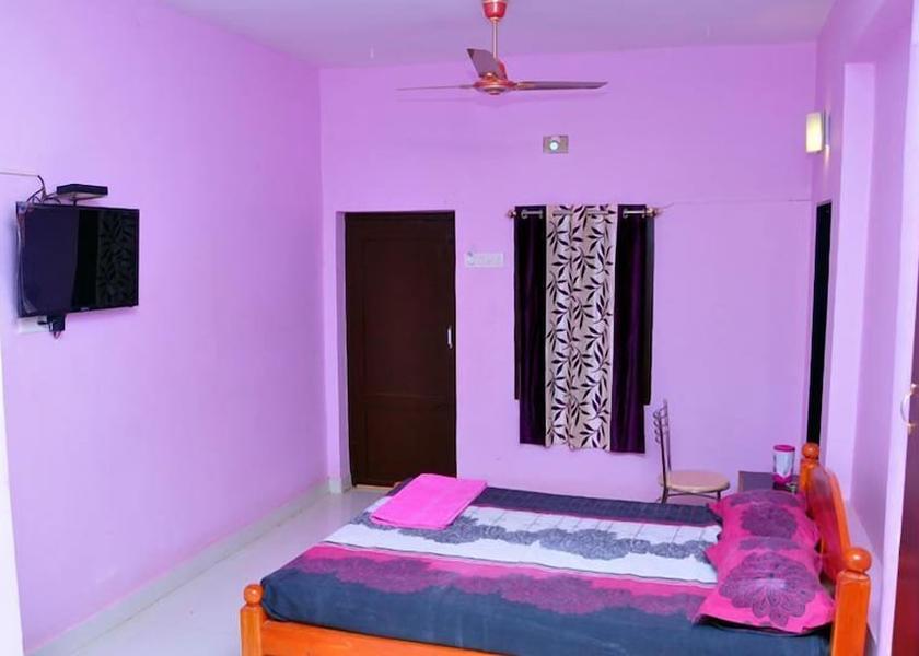 Tamil Nadu Uthamapalayam Room