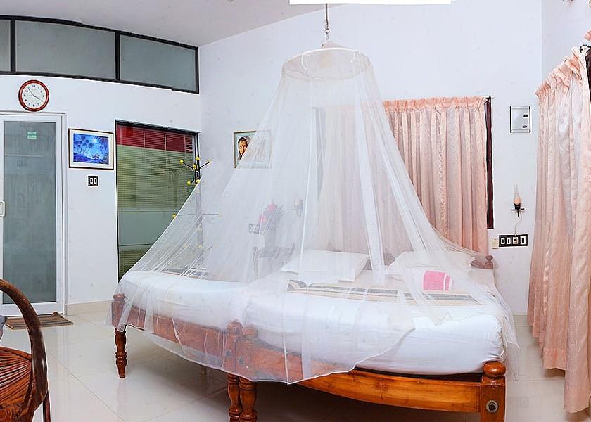 Kerala Kochi super deluxe double ac room with balcony(having twin beds)