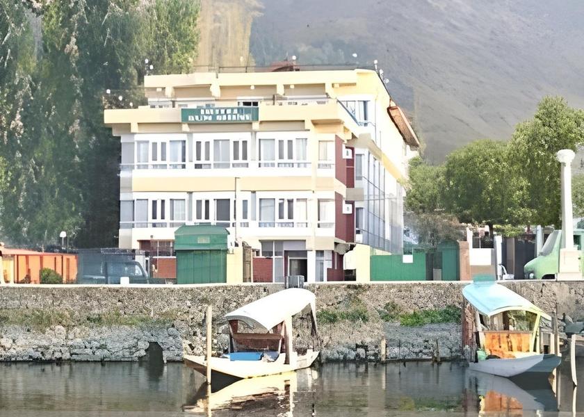 Jammu and Kashmir Srinagar Exterior view