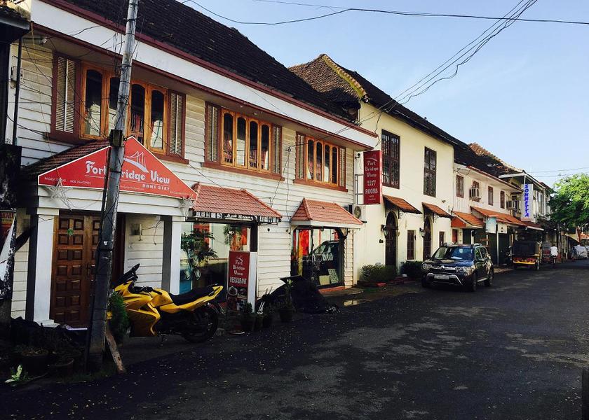 Kerala Kochi Entrance