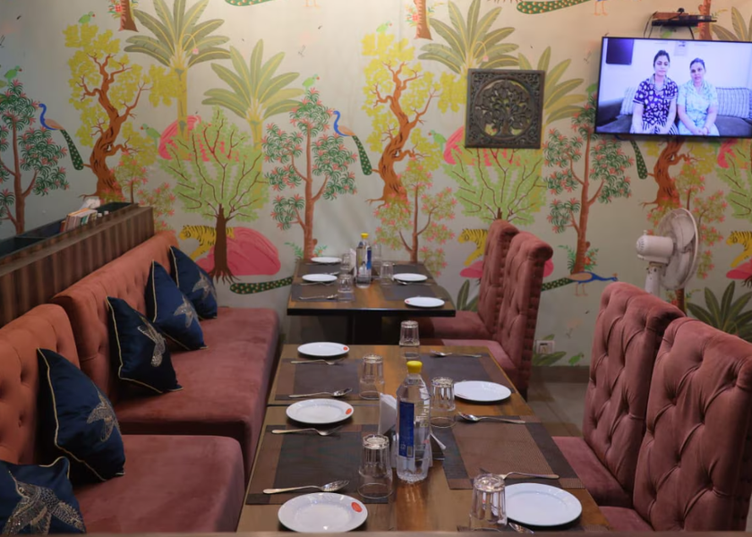 Uttar Pradesh Mainpuri Food & Dining