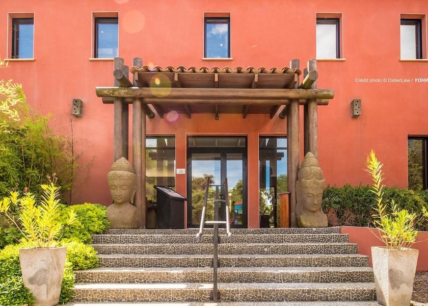 Occitanie Castries Entrance