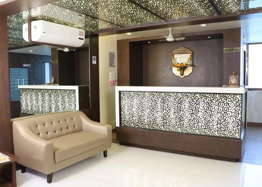 Maharashtra Thane Interior Entrance