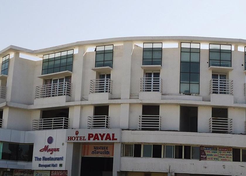 Gujarat Himatnagar Hotel Exterior