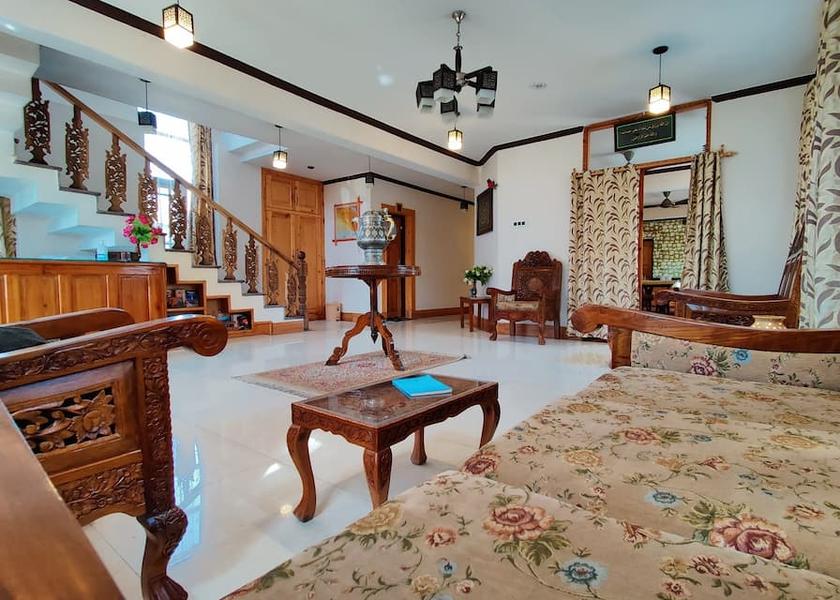 Jammu and Kashmir Srinagar Common Area 