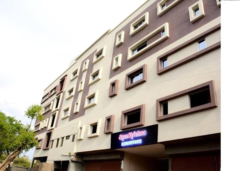 Maharashtra Barshi Hotel Exterior