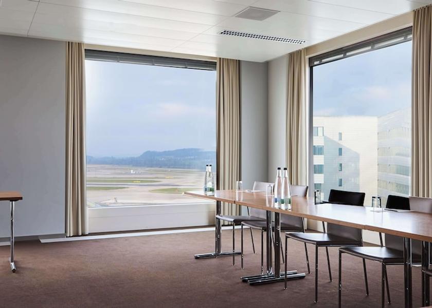 Canton of Zürich Kloten Meeting facility