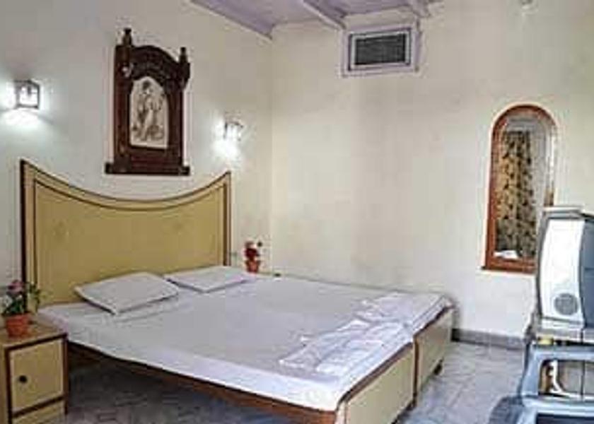 Madhya Pradesh Sagar Bedroom