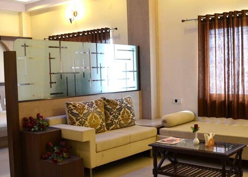 Madhya Pradesh Narsinghpur room view