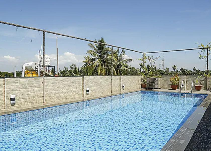 Kerala Kochi Pool