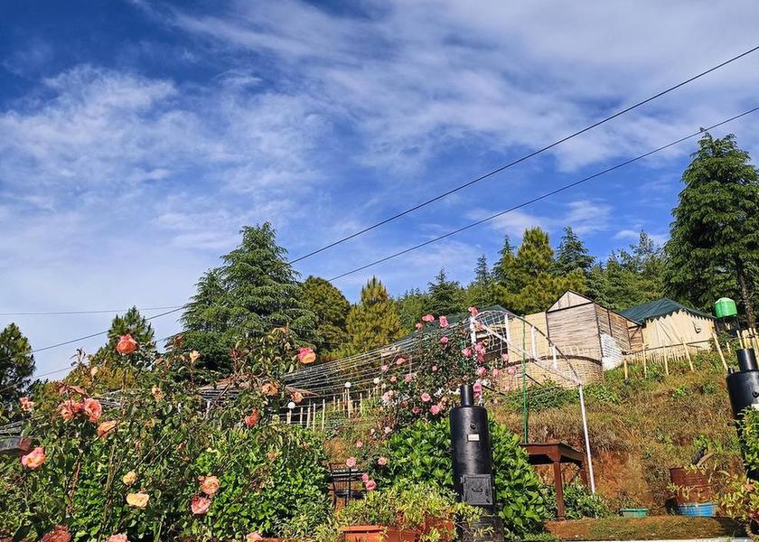Uttarakhand Chamba Hotel Exterior