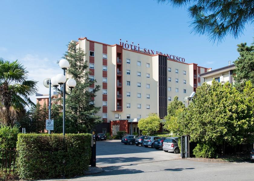 Calabria Rende Facade