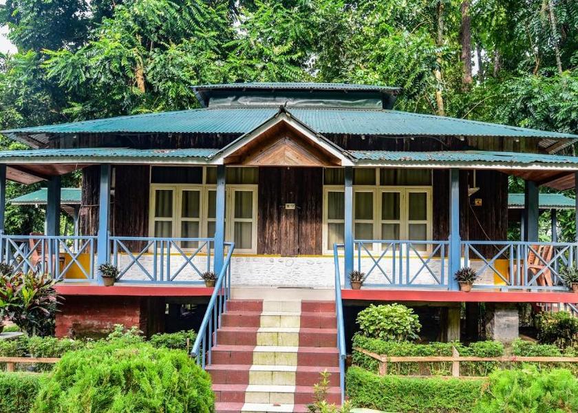West Bengal Lataguri Hotel Exterior