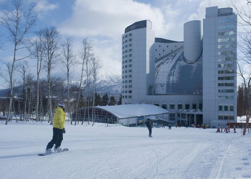 Hokkaido Niseko Snow and Ski Sports