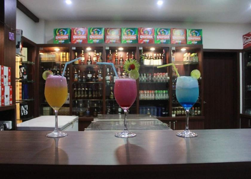 Karnataka Ranebennur Food & Dining