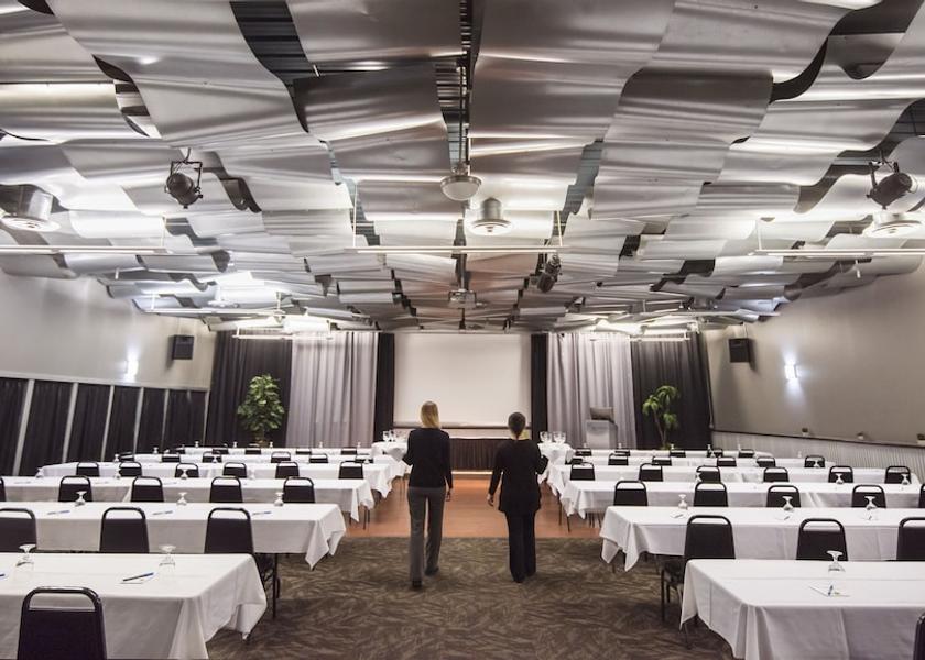 Wisconsin Eau Claire Meeting Room