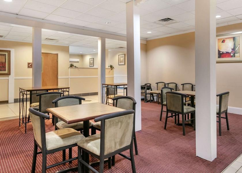 Alabama Eutaw Breakfast Area