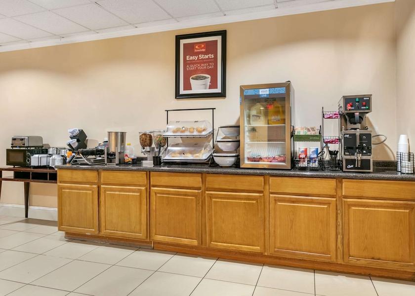 Alabama Eutaw Breakfast Area