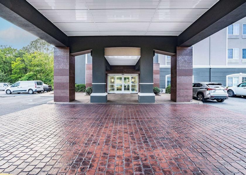 Virginia Norfolk Exterior Detail