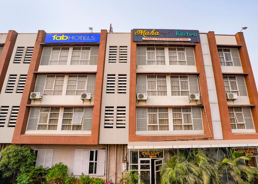 Maharashtra Bhiwandi Hotel Exterior
