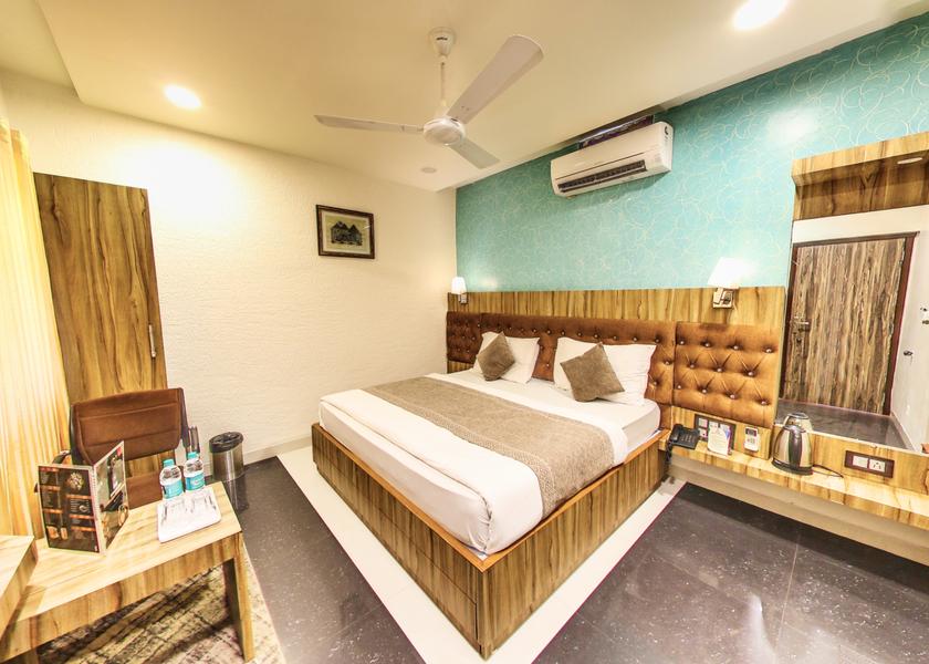 Rajasthan Mount Abu Deluxe Double Bed Room