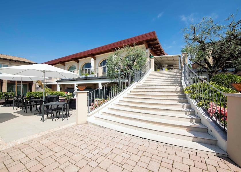 Lombardy Moniga del Garda Pool Side Bar