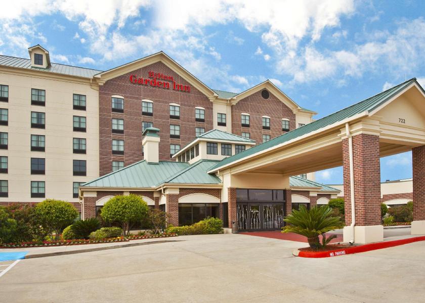 Texas Sugar Land Hotel Exterior