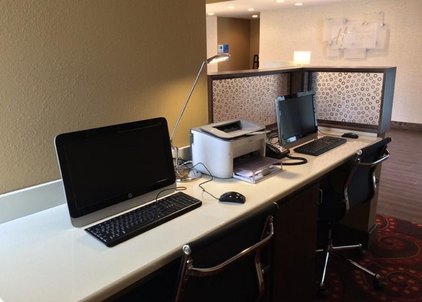 Florida De Funiak Springs Business center
