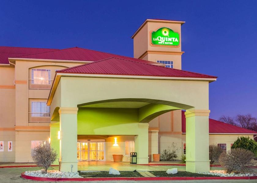 New Mexico Hobbs Exterior Detail