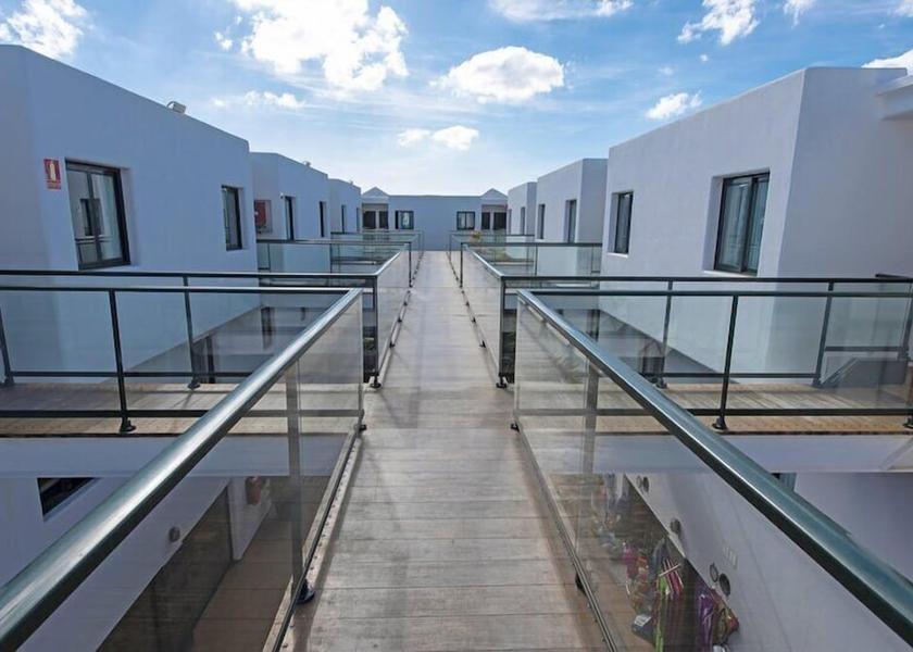 Canary Islands Tías Property grounds