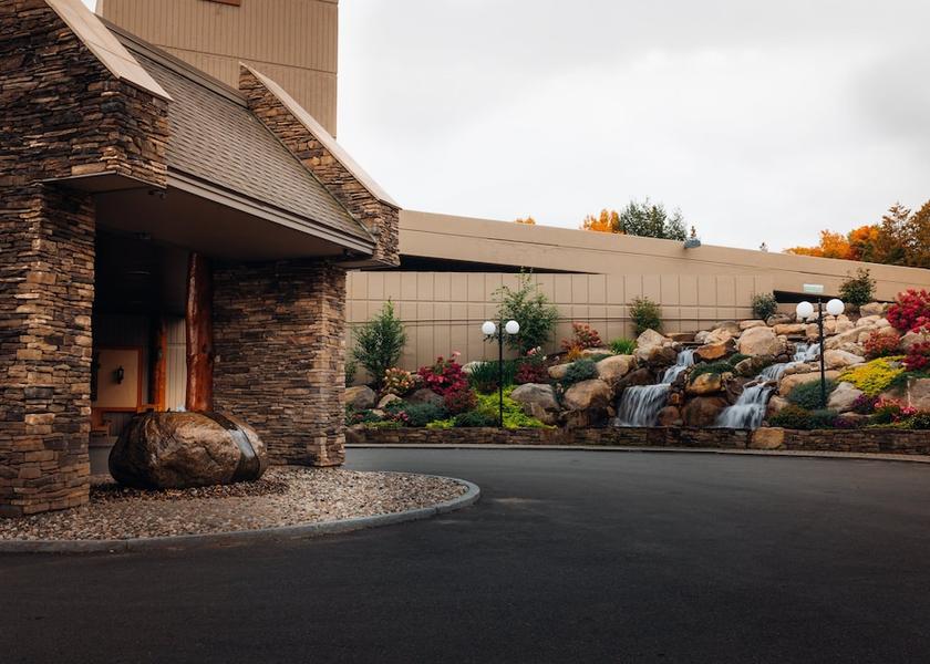 New York Lake Placid Exterior Detail