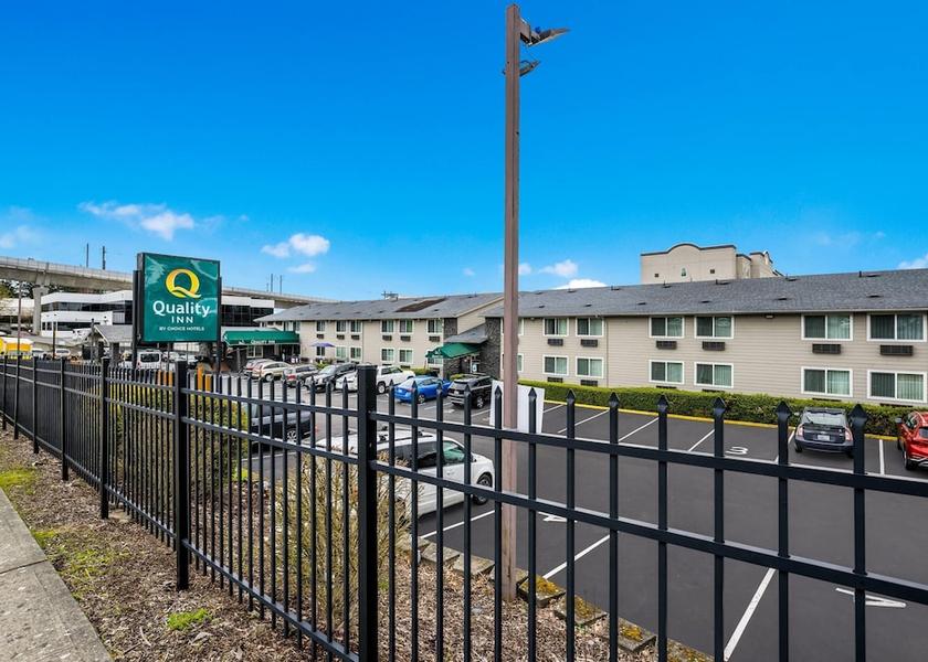 Washington SeaTac Exterior Detail