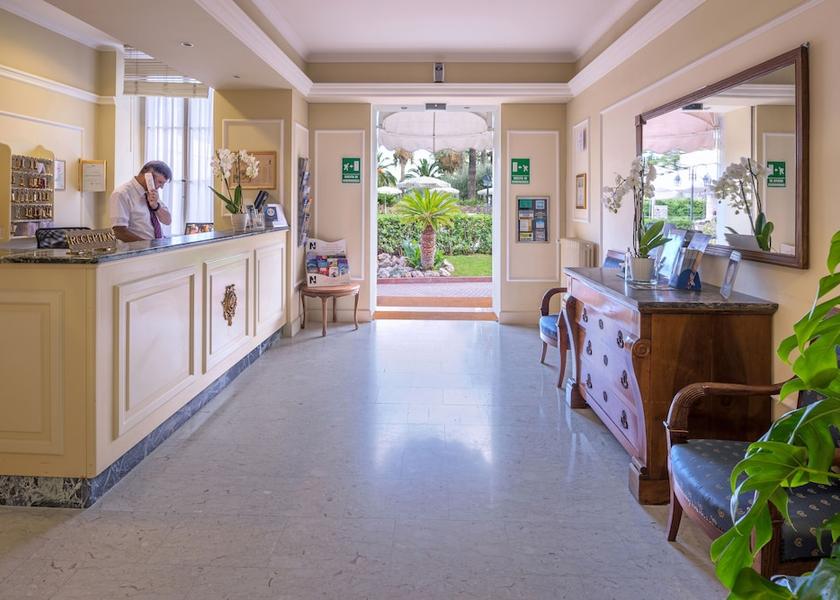 Liguria Sanremo Interior Entrance